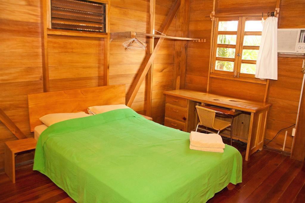 M&M'S Residencias Bocas del Toro Exterior photo